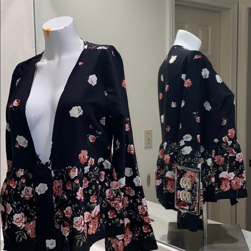 Long sleeve floral blouse